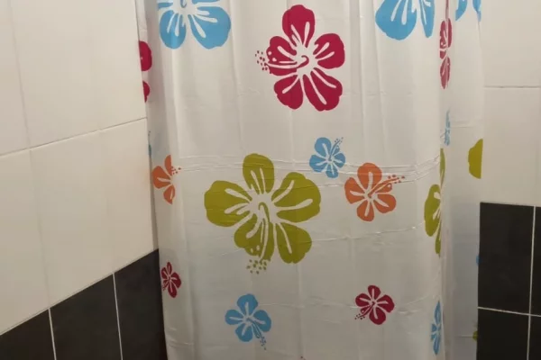 Shtepi me qera Apartament ne Tirane, 2+1, Mobilimi E mobiluar, Pagesa 550  Euro.