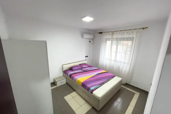 Appartamento in affitto a Tirana 1+1, Arredato