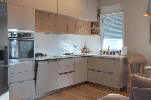 Shtepi me qera Apartament ne Tirane, 2+1, Mobilimi E mobiluar, Pagesa 60,000  Leke.