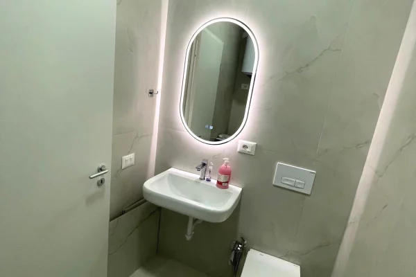 Shtepi me qera Apartament ne Tirane, 1+1, Mobilimi E mobiluar, Pagesa 450  Euro.