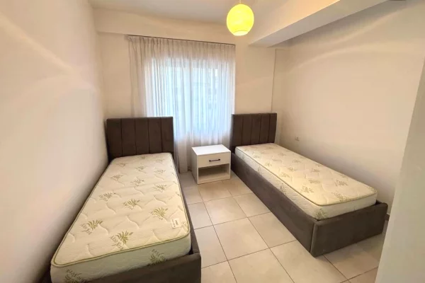 Shtepi me qera Apartament ne Tirane, 2+1, Mobilimi E mobiluar, Pagesa 600  Euro.
