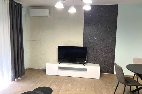 Shtepi me qera 1+1 ne Tirane - 550 Euro