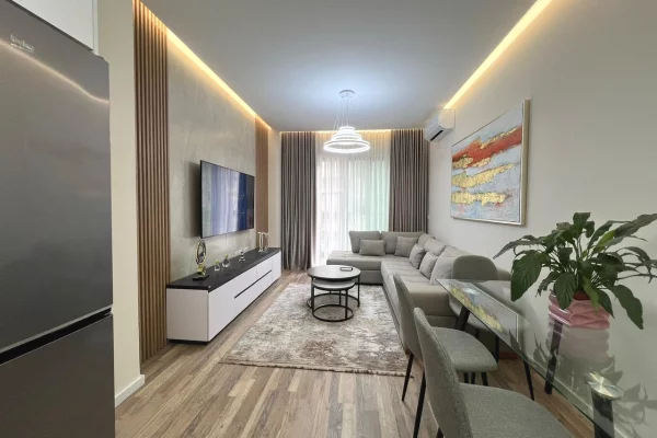 Shtepi me qera Apartament ne Tirane, 1+1, Mobilimi E mobiluar, Pagesa 900  Euro.