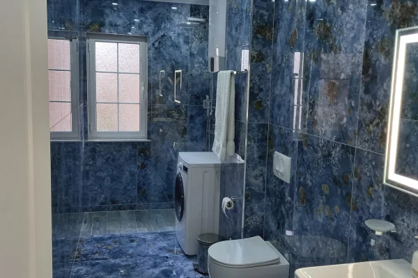 Shtepi me qera Apartament ne Tirane, 1+1, Mobilimi E mobiluar, Pagesa 650  Euro.