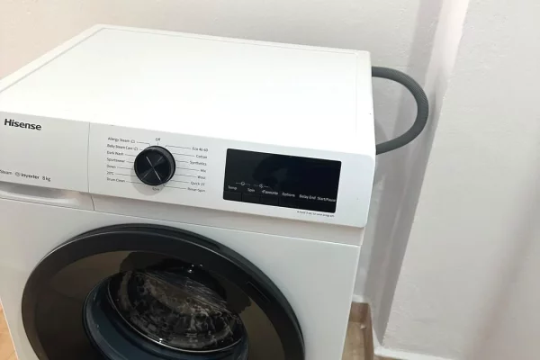 Shtepi me qera Apartament ne Tirane, 3+1, Mobilimi E mobiluar, Pagesa 70,000  Leke.