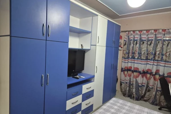 Apartment for rent in Tirana 2+1, Emty