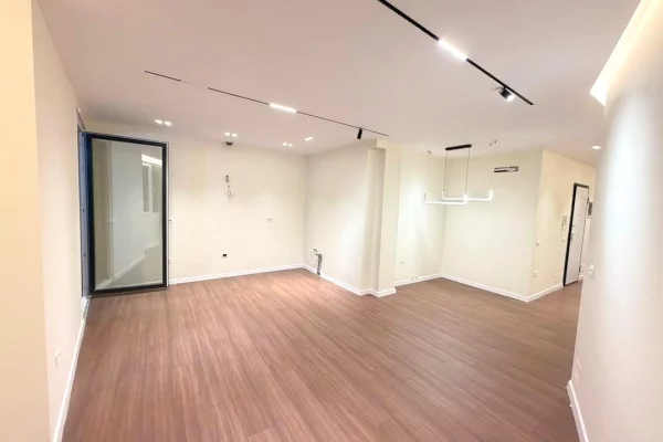 Apartment for sale in Tirana 2+1, Emty