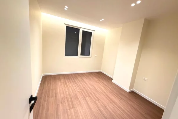 Apartment for sale in Tirana 2+1, Emty