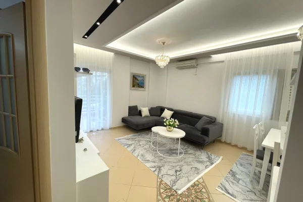 Shtepi me qera 1+1 ne Tirane - 650 Euro