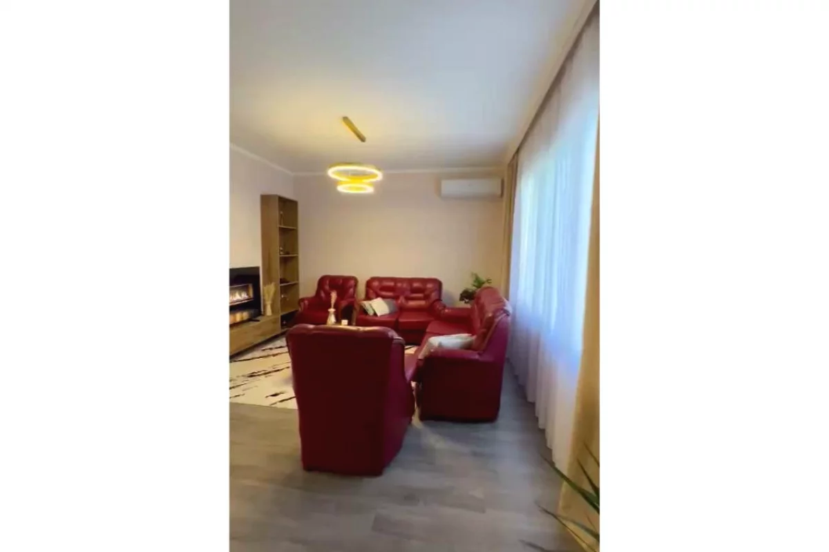 Shtepi me qera Apartament ne Tirane, 2+1, Mobilimi E mobiluar, Pagesa 90,000  Leke.
