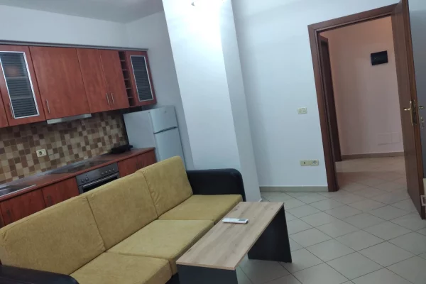 Appartamento in affitto a Tirana 1+1, Arredato