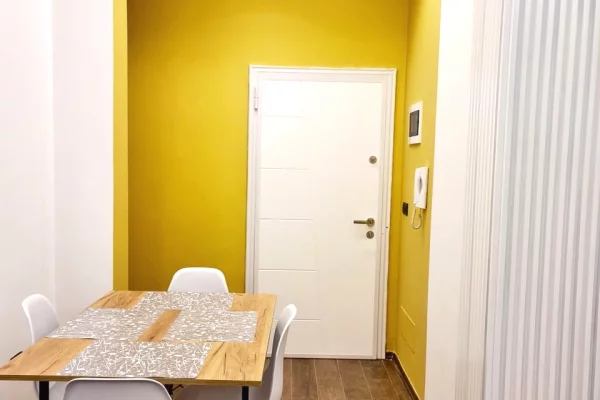 Shtepi me qera Apartament ne Tirane, 1+1, Mobilimi E mobiluar, Pagesa 600  Euro.