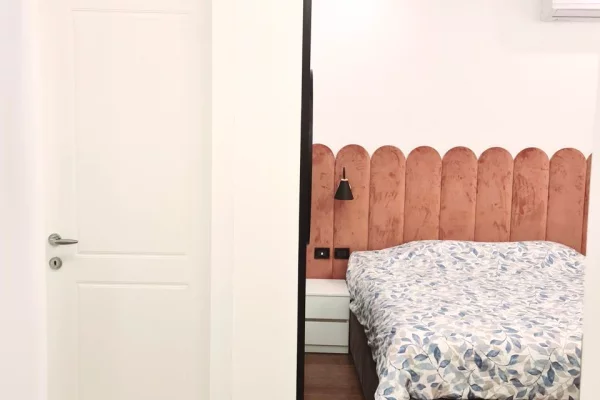 Shtepi me qera Apartament ne Tirane, 1+1, Mobilimi E mobiluar, Pagesa 600  Euro.