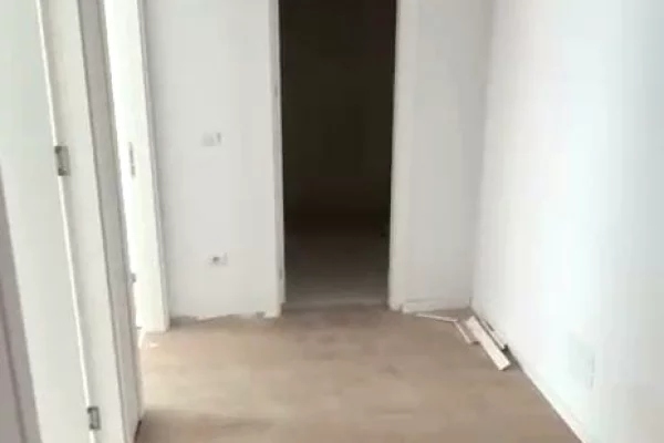 Apartment for rent in Tirana 2+1, Emty