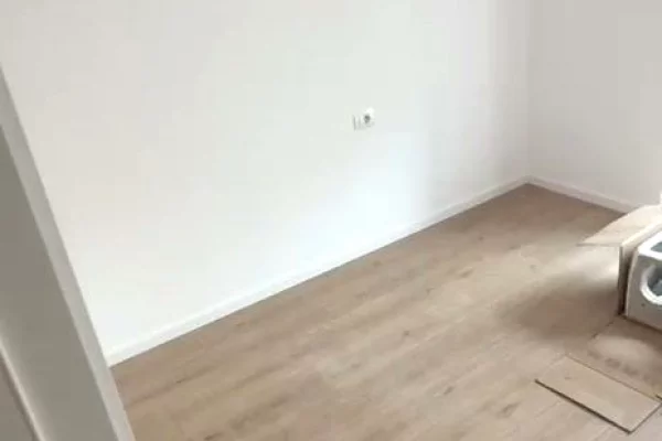 Apartment for rent in Tirana 2+1, Emty