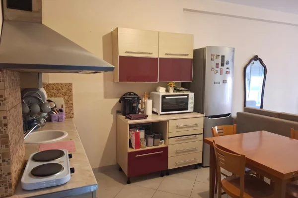 Appartamento in affitto a Tirana Garsoniere, Arredato