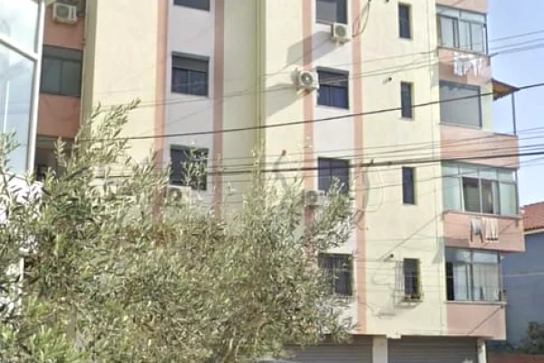 Appartamento in vendita a Tirana 2+1, Arredato