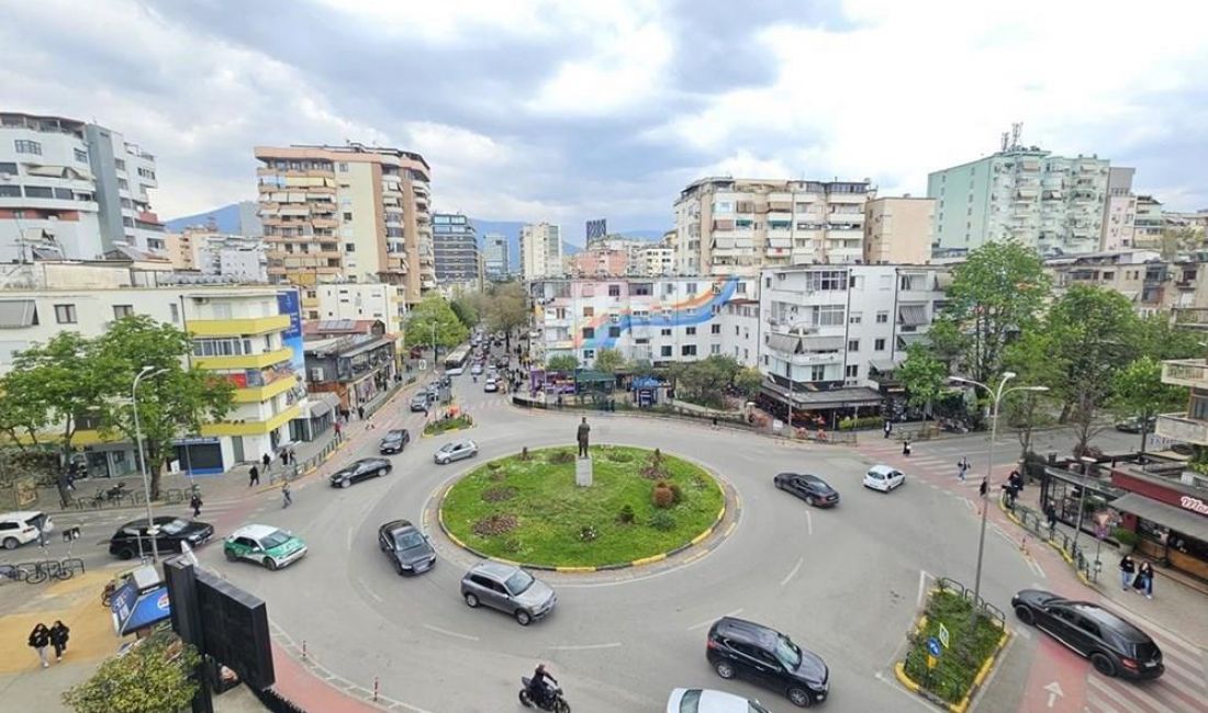 Ambient per zyra per qira tek Sheshi Willson!