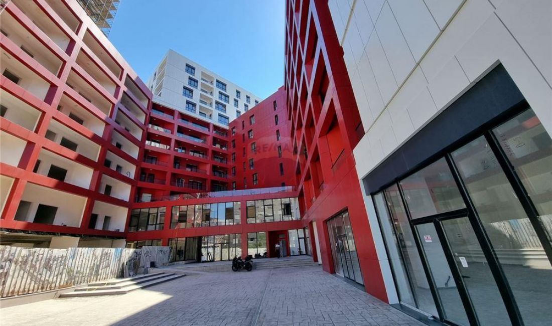 Ambient per qira te Famracia 10