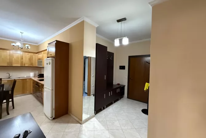 APARTAMENT 2+1 ME QIRA NE FRESK