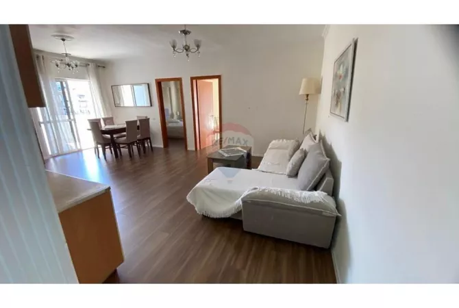Apartament 2+1 me qira tek Komuna e Parisit