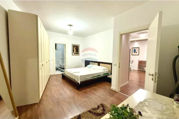 SUPER APARTAMENT 2+1+PARKIM PER QERA NE ASTIR