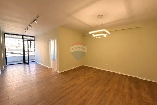 Shtepi ne shitje 2+1 ne Tirane - 157,000 Euro