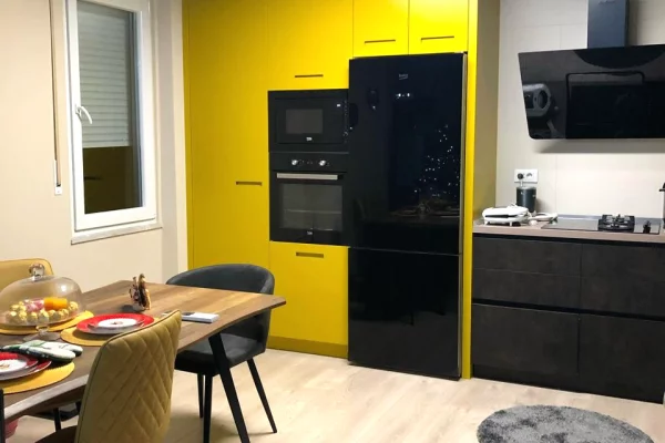 Shtepi ne shitje Apartament ne Tirane, 2+1, Mobilimi E mobiluar, Pagesa 250,000  Euro.