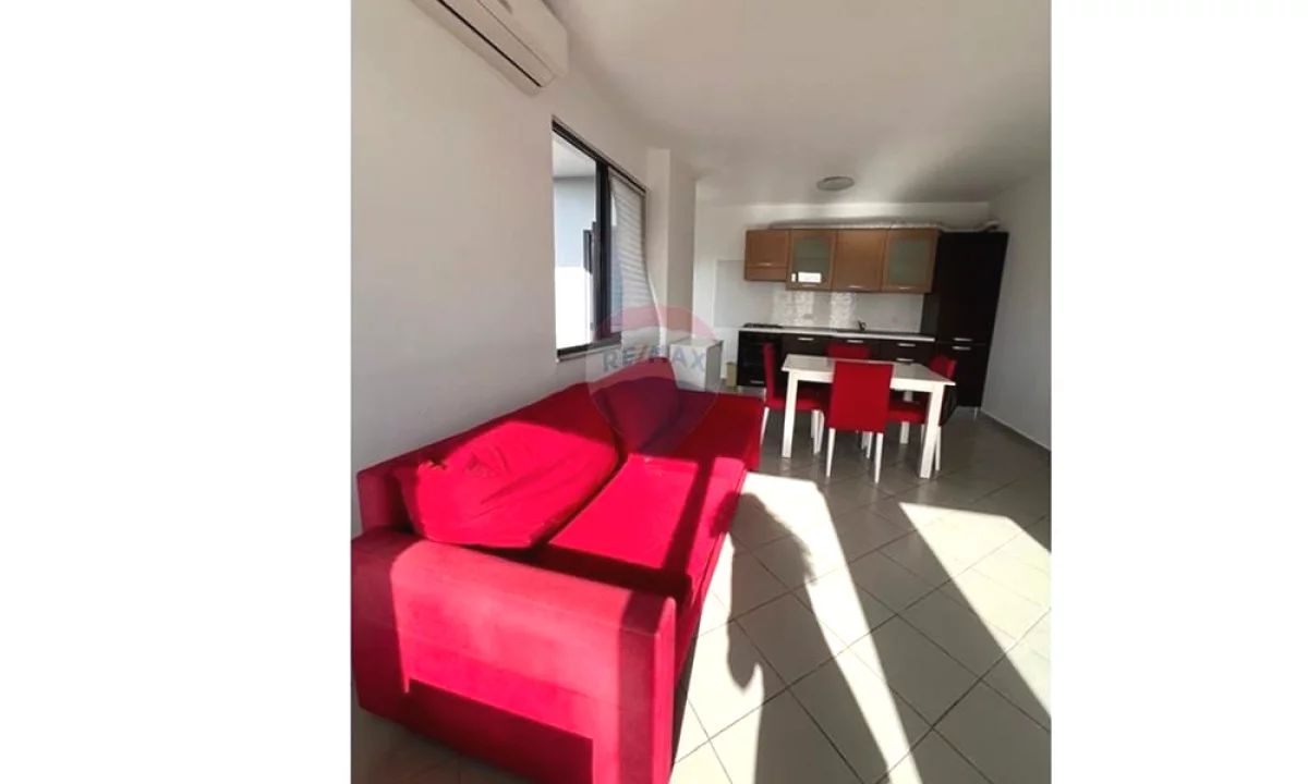 Shtepi me qera Apartament ne Tirane, 2+1, Mobilimi E mobiluar, Pagesa 55,000  Leke.
