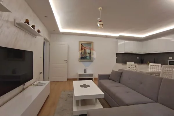 Casa in affitto 2+1 a Tirana - 800 Euro