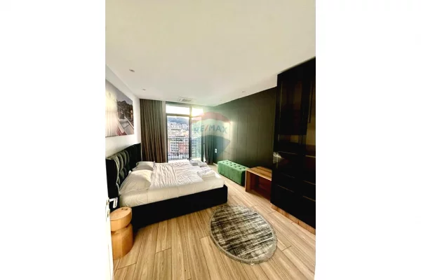 Shtepi ne shitje Apartament ne Tirane, 2+1, Mobilimi E mobiluar, Pagesa 550,000  Euro.