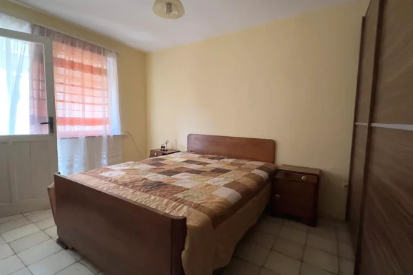 Shtepi me qera Apartament ne Tirane, 1+1, Mobilimi E mobiluar, Pagesa 400  Euro.