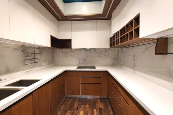Shtepi me qera Apartament ne Tirane, 2+1, Mobilimi E mobiluar, Pagesa 1,300  Euro.