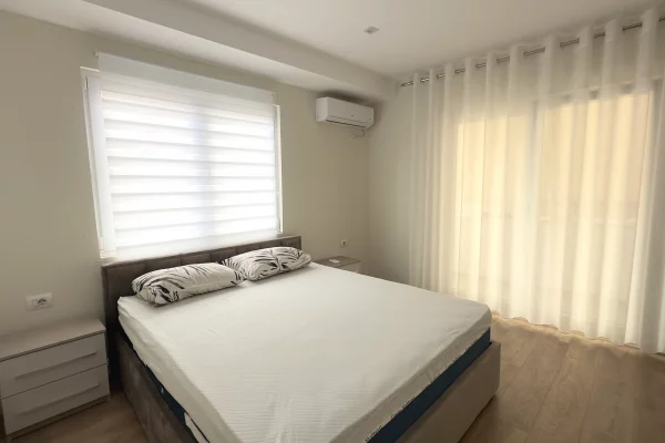 Shtepi me qera Apartament ne Tirane, 1+1, Mobilimi E mobiluar, Pagesa 65,000  Leke.