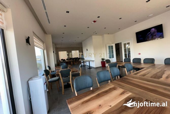 HOTEL PER QIRA NE MALIN E ROBIT!