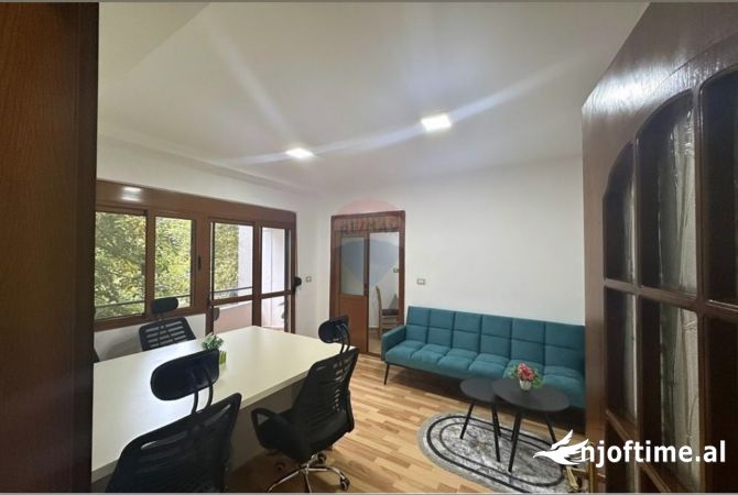 Zyre per Qira ne Qender te Tiranes!