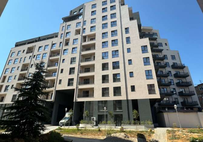 Ambient biznesi me qera 3+1 ne Tirane - 700 Euro