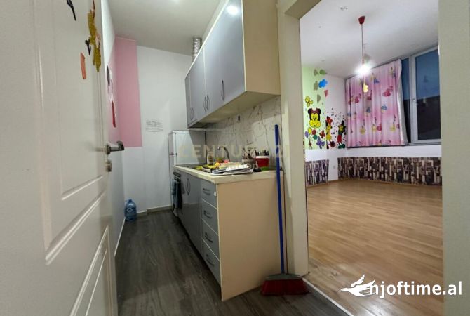 JEPET NJESI KOMERCIALE PER QIRA NE ASTIR!!