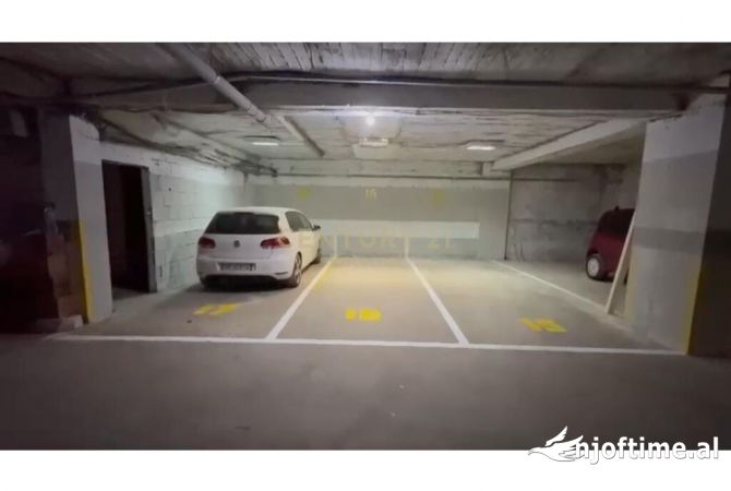 Business Property in Sale 4+1 in Tirana - 75,000 Euro