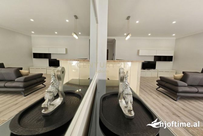 Apartament 2+1 per Qira tek Kopshti Zoologjik, prane Liqenit Artificial!