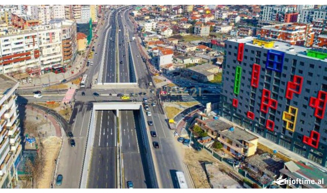 SHITET AMBIENT KOMERCIAL BAR KAFE NE ASTIR!!