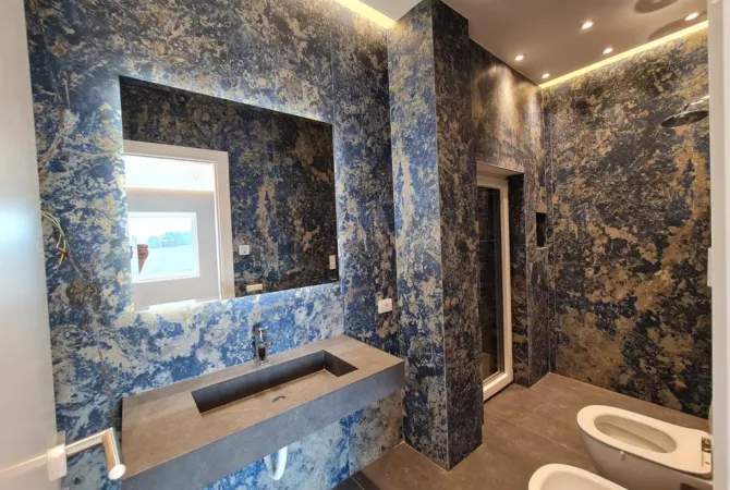 Villa di lusso in vendita a Tirana 4+1, SemiArredato