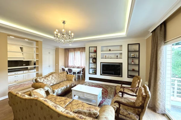 Shtepi me qera Apartament ne Tirane, 2+1, Mobilimi E mobiluar, Pagesa 950  Euro.