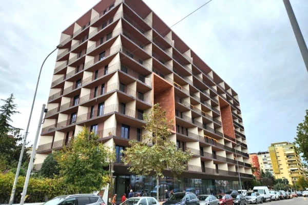 Apartament me Post Parkimi