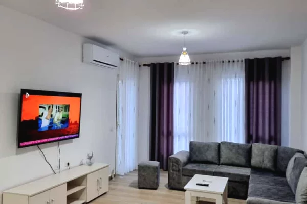 Shtepi ne shitje Apartament ne Pogradec, 1+1, Mobilimi E mobiluar, Pagesa 115,000  Euro.