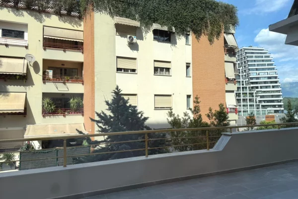 Shtepi me qera Apartament ne Tirane, 1+1, Mobilimi E mobiluar, Pagesa 75,000  Leke.