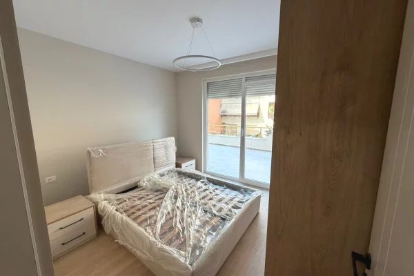 Shtepi me qera Apartament ne Tirane, 1+1, Mobilimi E mobiluar, Pagesa 70,000  Leke.