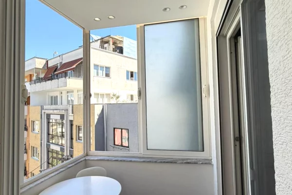 Shtepi ne shitje Apartament ne Tirane, 1+1, Mobilimi E mobiluar, Pagesa 12,700,000  Leke.