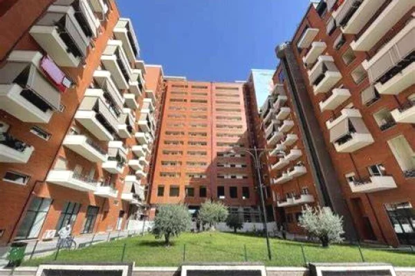 Shtepi ne shitje Apartament ne Tirane, 2+1, Mobilimi E mobiluar, Pagesa 18,200,000  Leke.