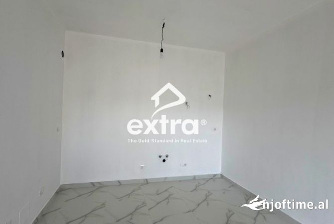 Business Property for Rent 3+1 in Tirana - 680 Euro